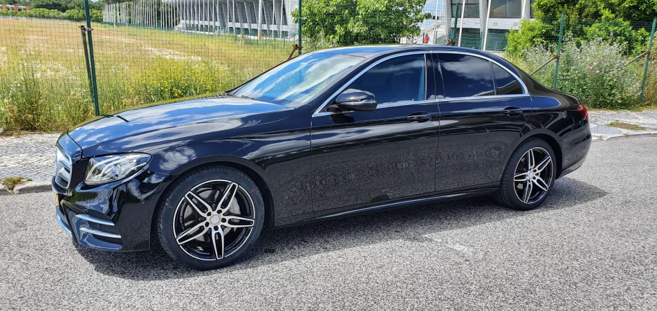Mercedes-Benz E Class 2016 - Photo 2