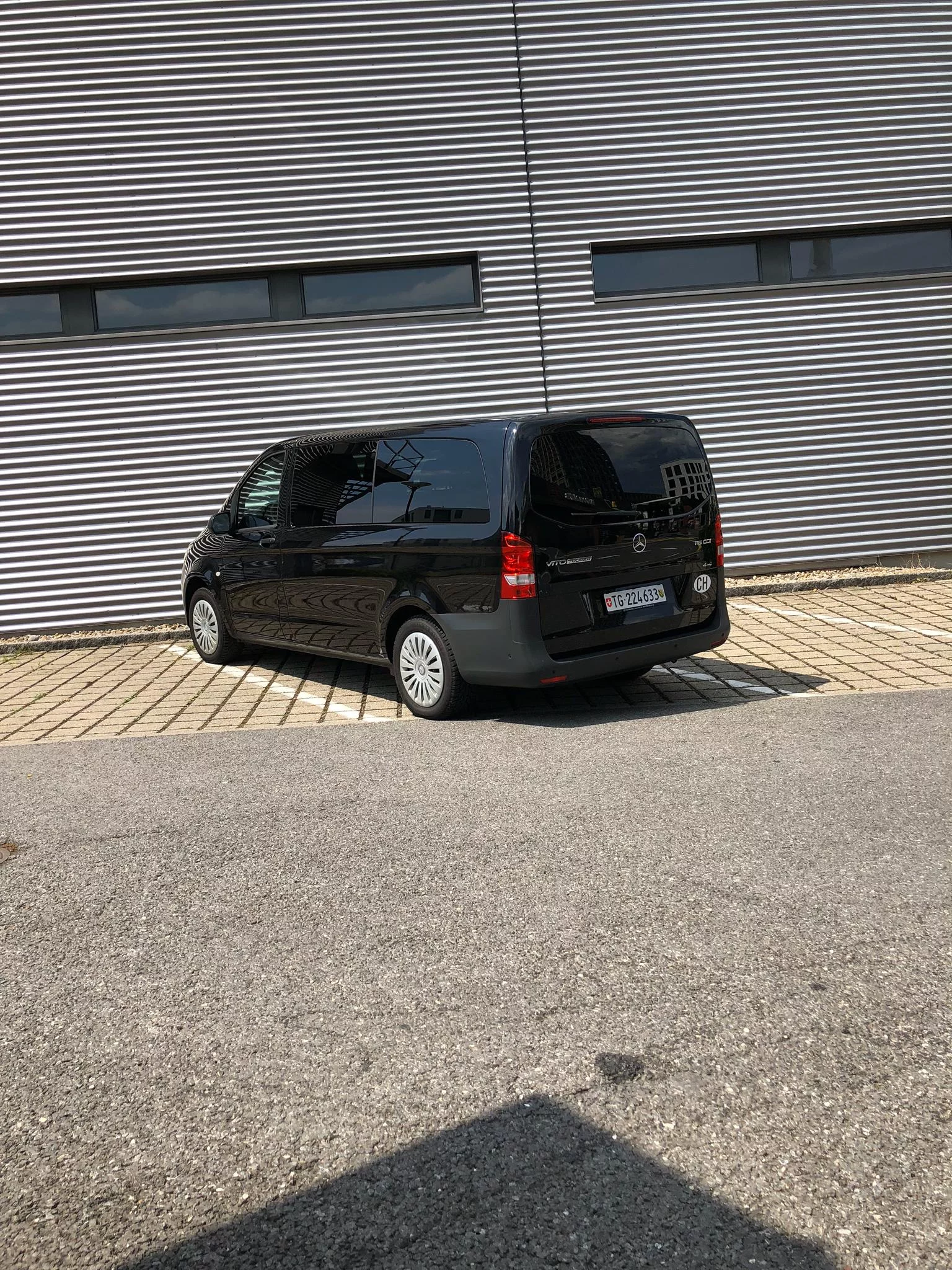 Mercedes-Benz V Class 2018 - Photo 3