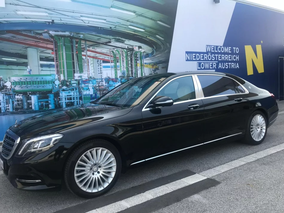 Mercedes-Benz Maybach 2017 - Photo 3