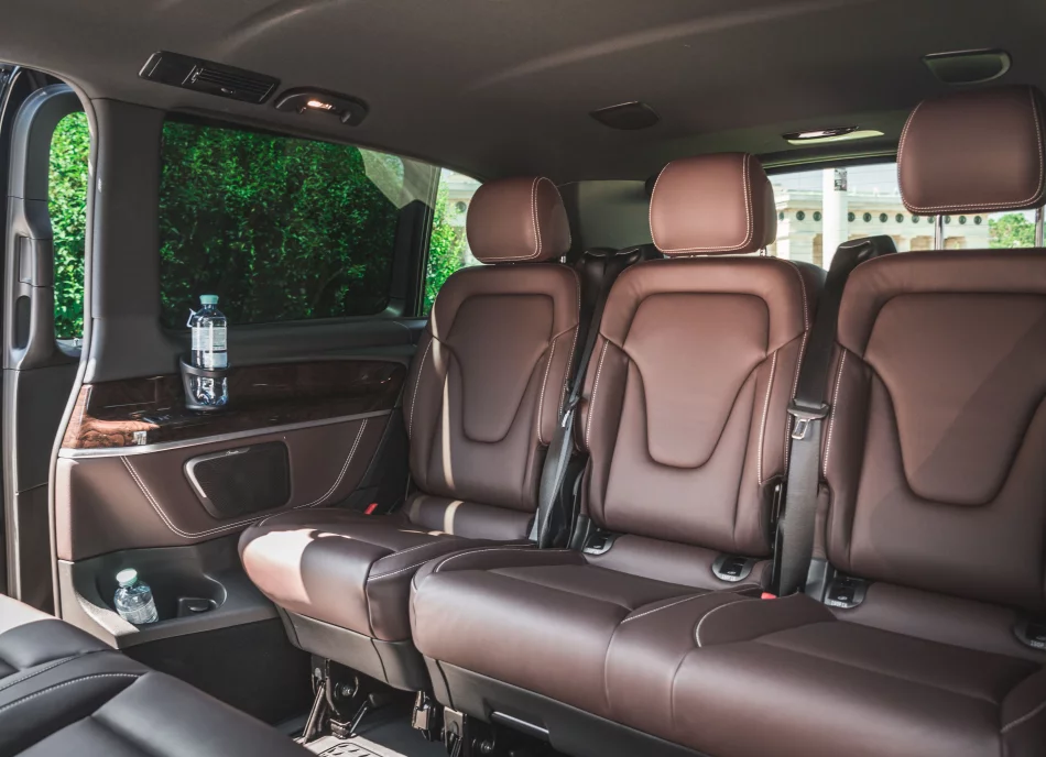 Mercedes-Benz V Class 2019 - Photo 3