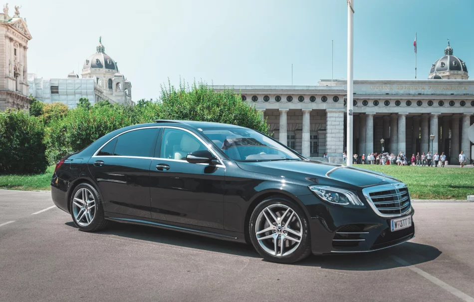 Mercedes-Benz S Class 2018 - Photo 2