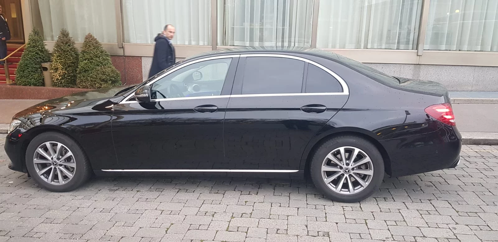 Mercedes-Benz E Class 2019 - Photo 3