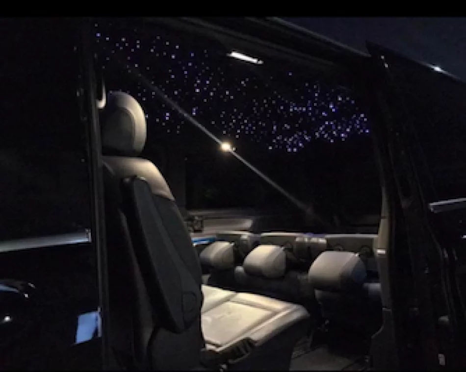 Mercedes-Benz V Class 2017 - Photo 3