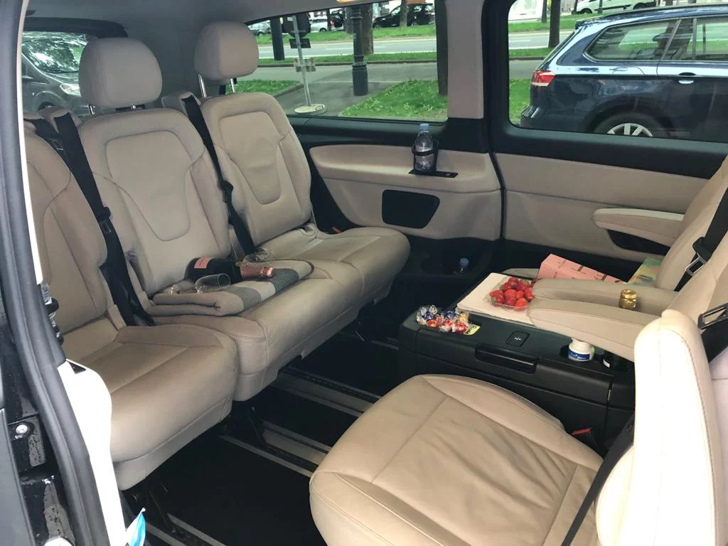 Mercedes-Benz V Class 2017 - Photo 2